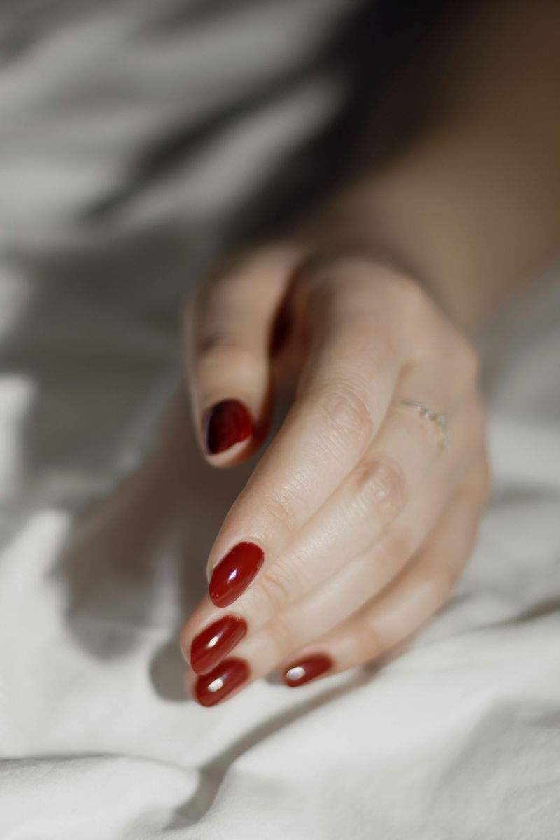 ပန်းလက်ရာ နေ့စွဲလှ Nail Studio 10
